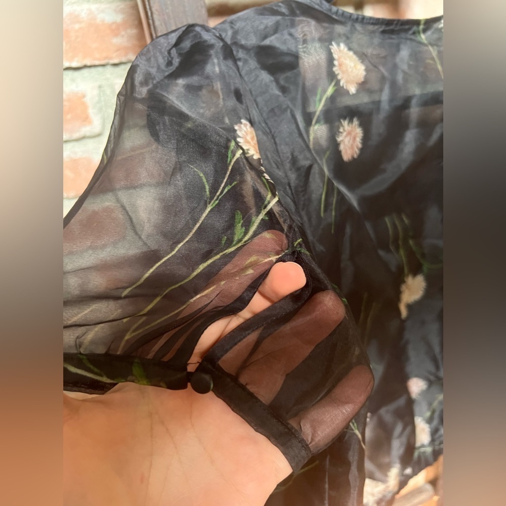 Madewell Sanna floral silk organza wrap top black sheer EUC women’s size S small - Picture 7 of 8